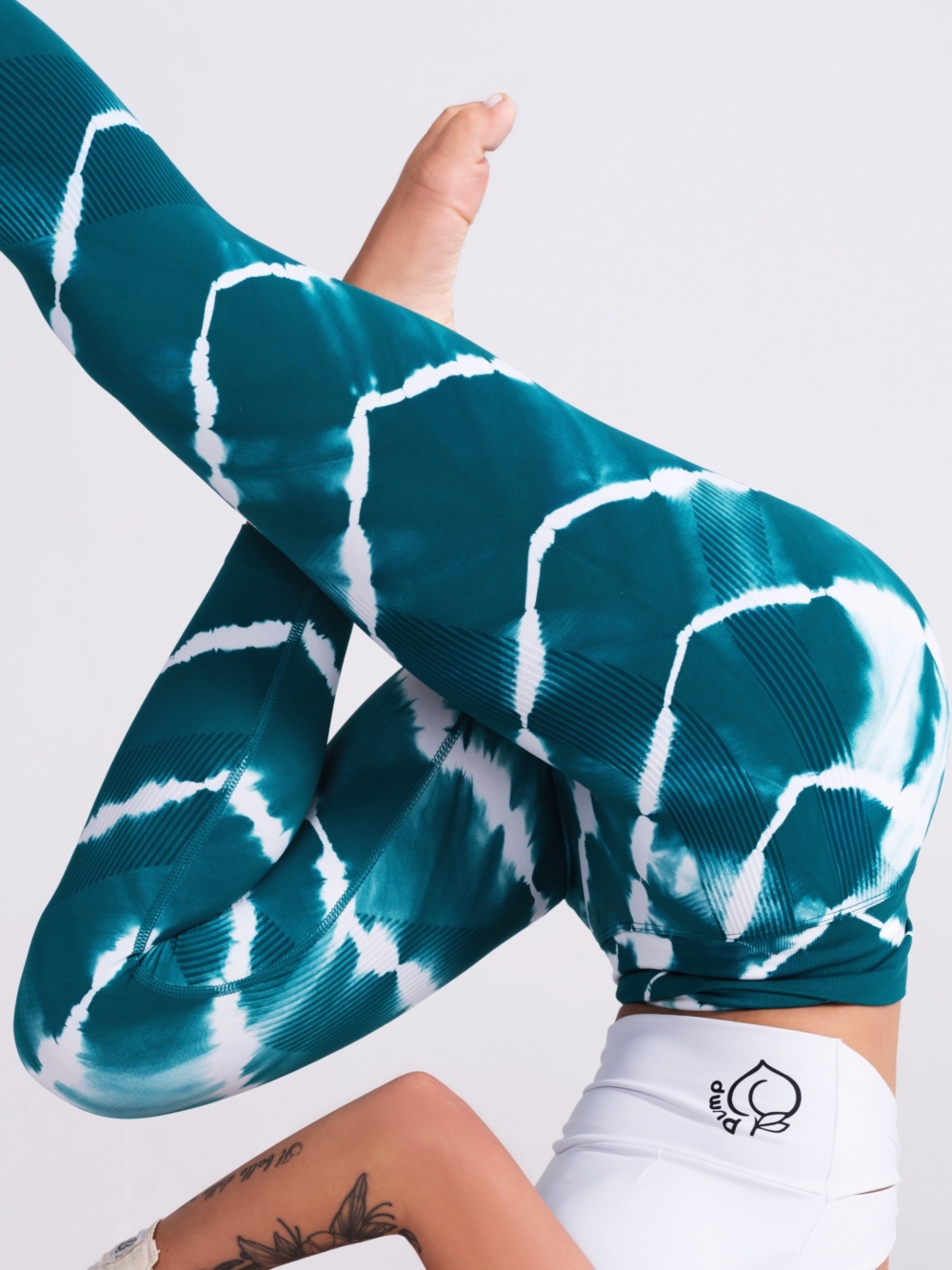 dámské bezešvé legíny s liftingovým efektem