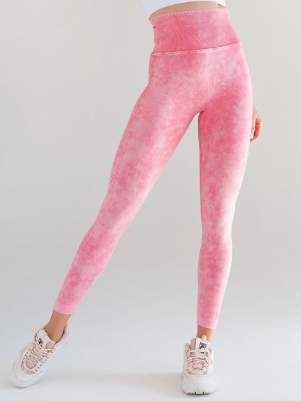 Pink seamless leggings with high waist and Peach Pump effect
