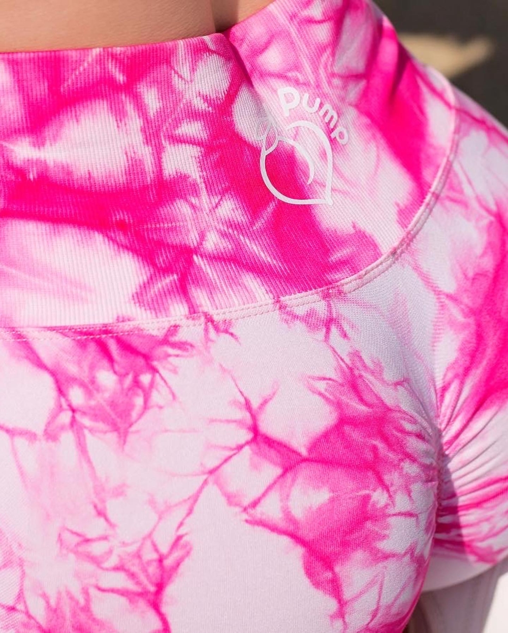 Розов клин с висока талия в гръб лого Peach Pump