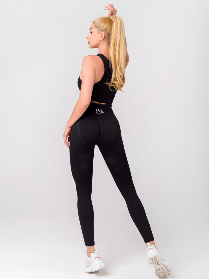 Czarne bezszwowe legginsy modelujące z wysokim stanem