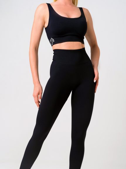 Black sports set leggings and bustier with padding