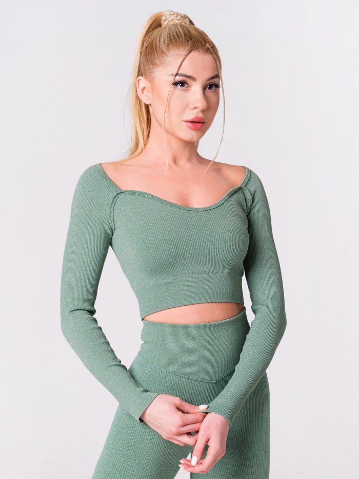 Sports blouse in green colour