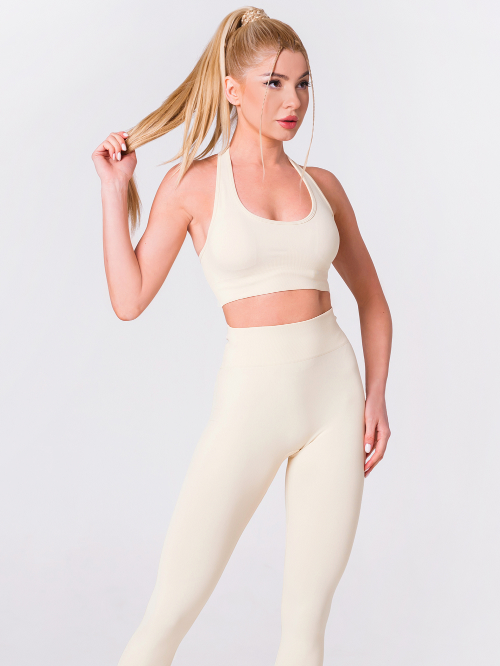 dvojdielne bezšvové športové oblečenie s tvarovacím efektom