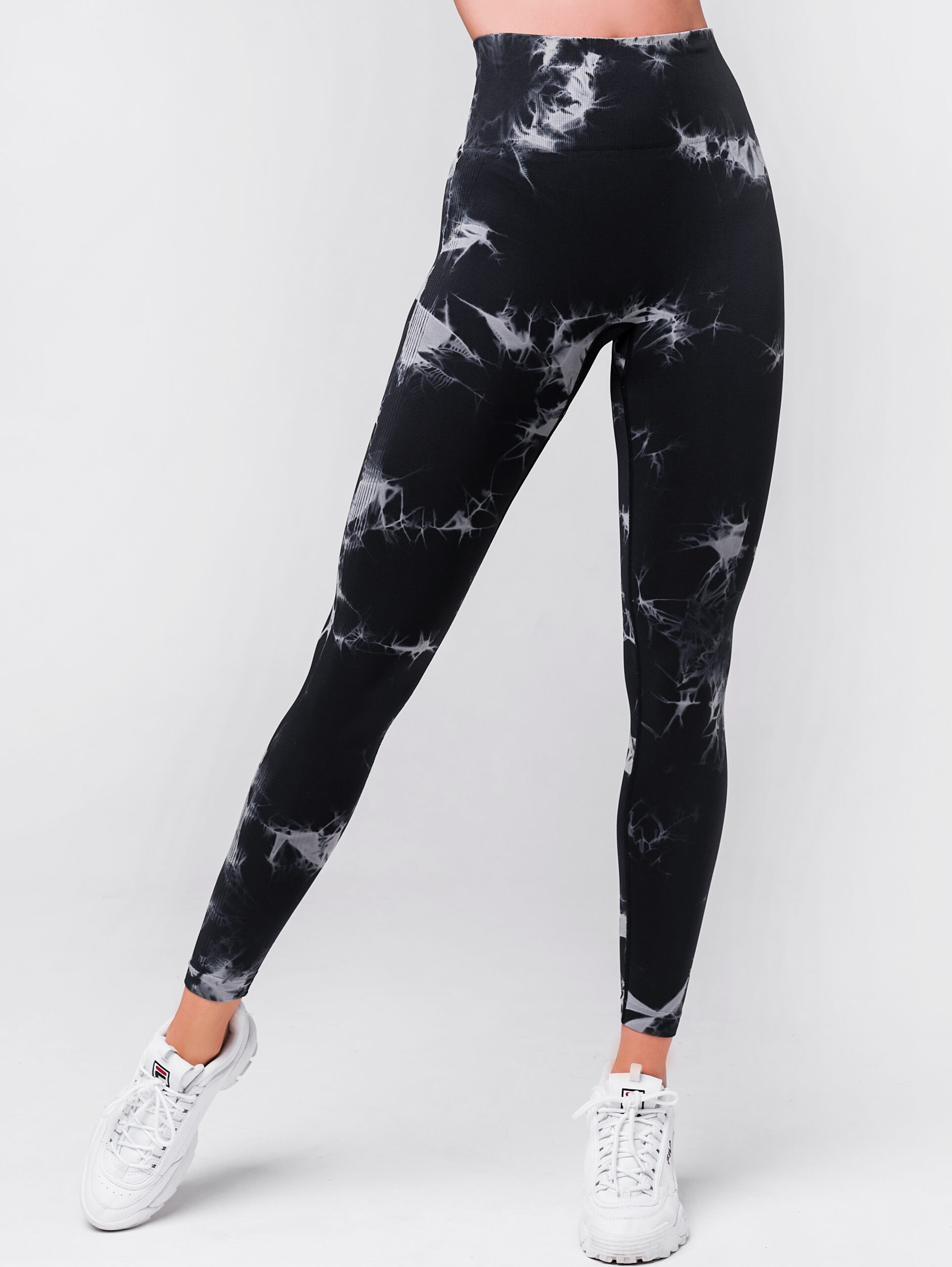 Fitness leggings in graphite and black color