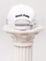 Biela športová šiltovka s výšivkou od Peach Pump