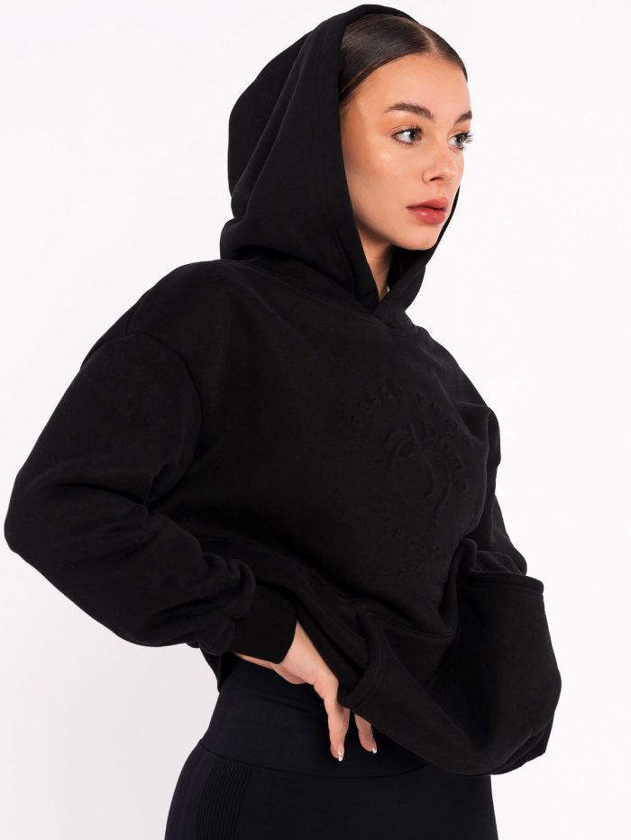 Fleece hoodie sweatshirt with front pocket in black.