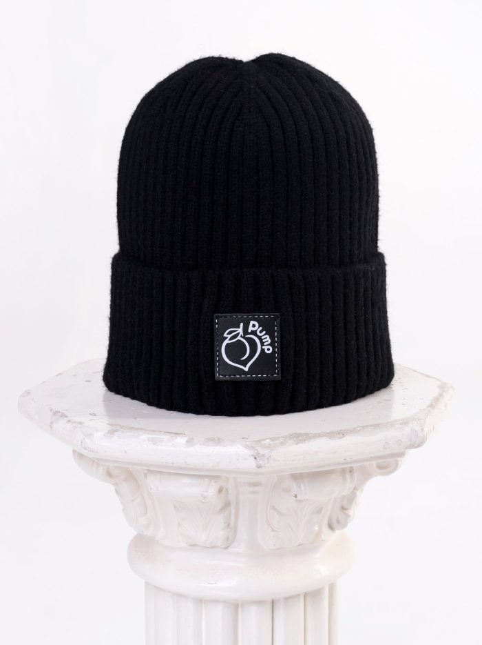 Black beanie, winter beanie hat from Peach Pump