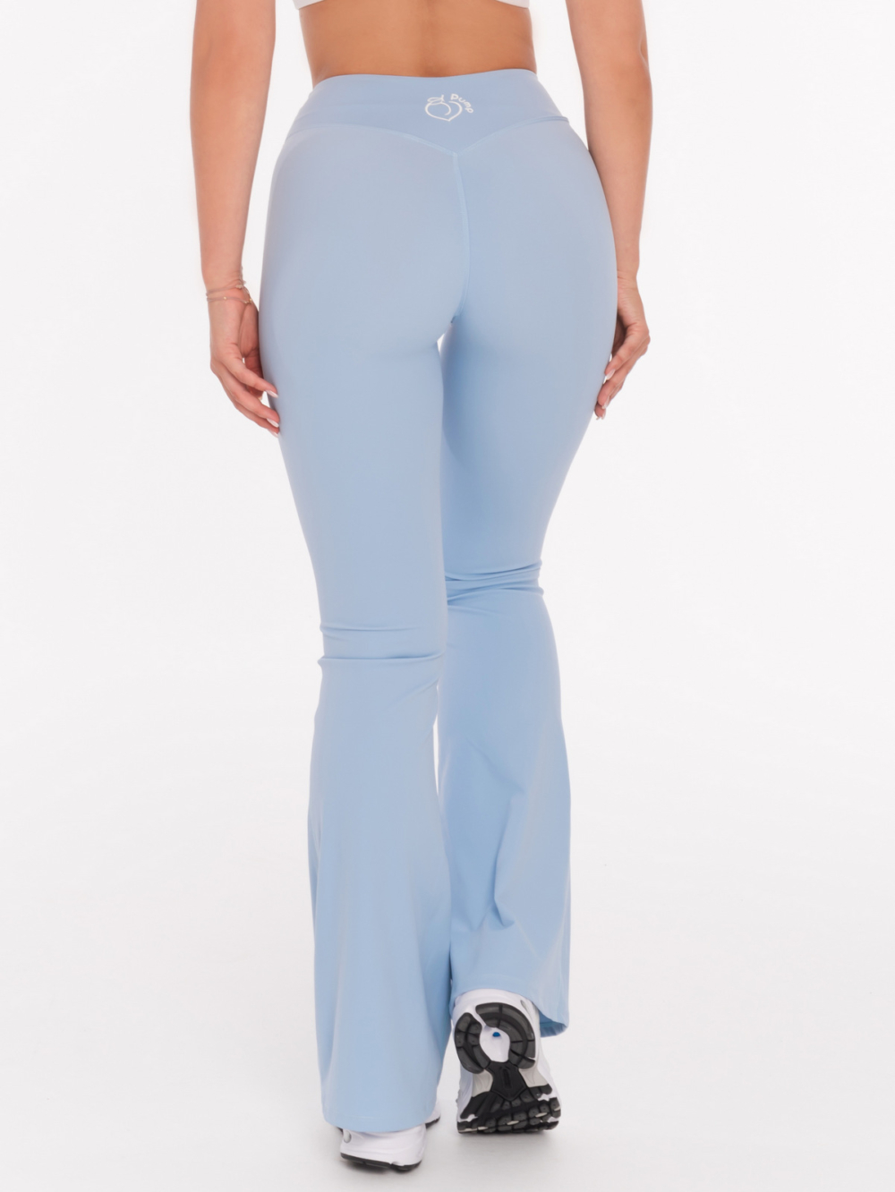 Γαλάζιο αθλητικό κολάν τύπου charleston, με κανονική V μέση