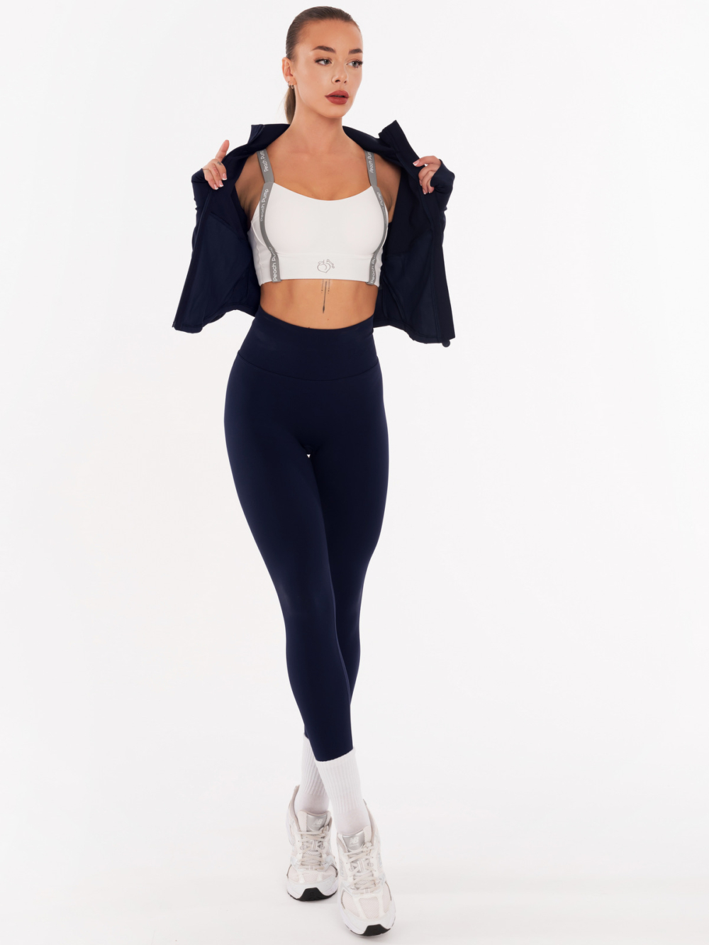 Λευκό μπουστάκι με γκρι τιράντες και λευκές επιγραφές Peach Pump