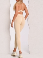 Beige leggings combining comfort, style and a shaping effect.